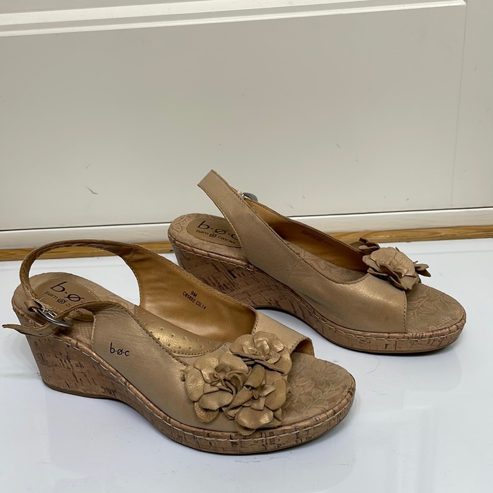 Boc Born Concept cork wedge floral‎ sandals size 9